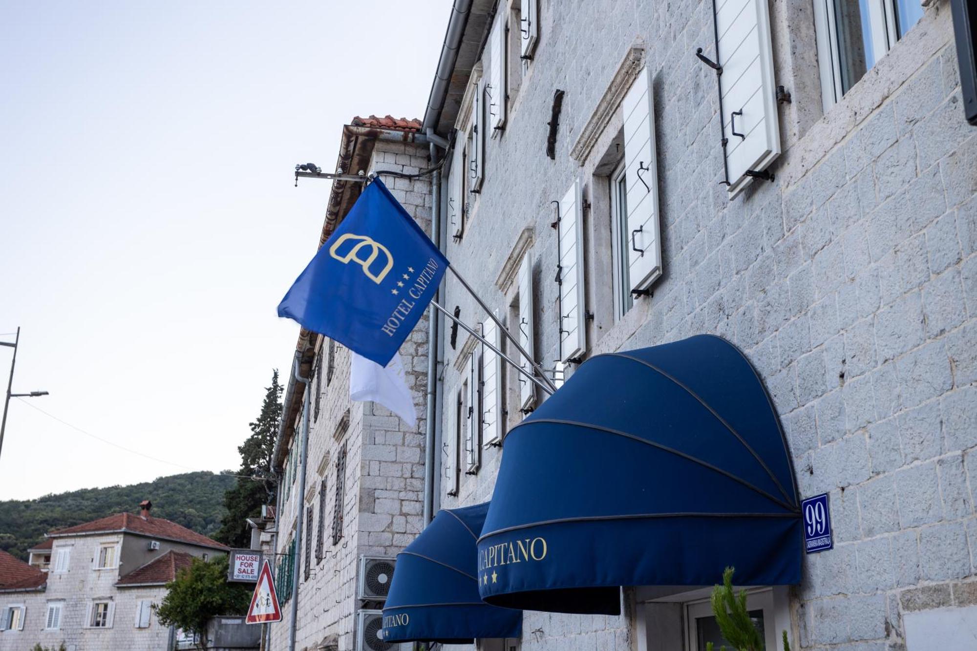 Boutique Hotel Capitano Herceg Novi Exterior photo
